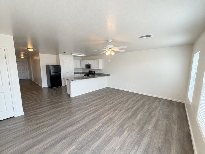 3892 N Princeton Ln - Photo 2 of 16