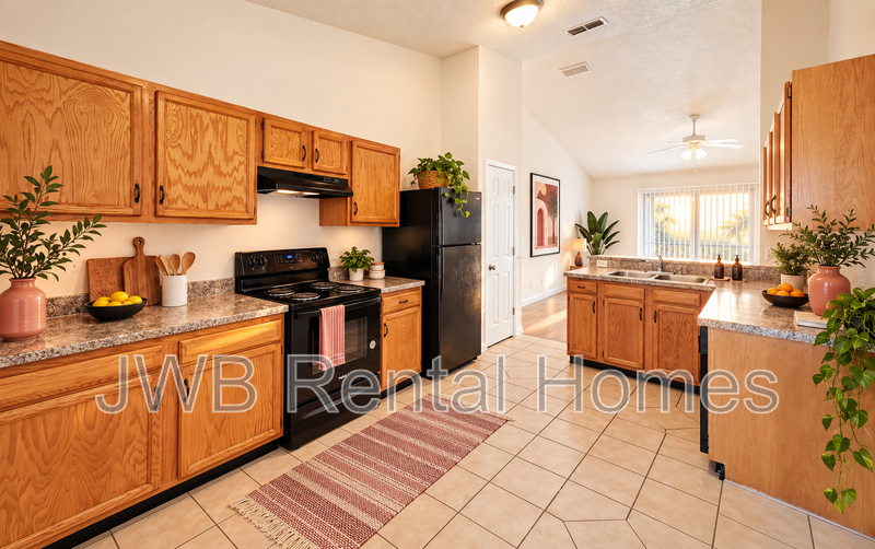 10850 Wahine Dr N - Photo 3 of 12