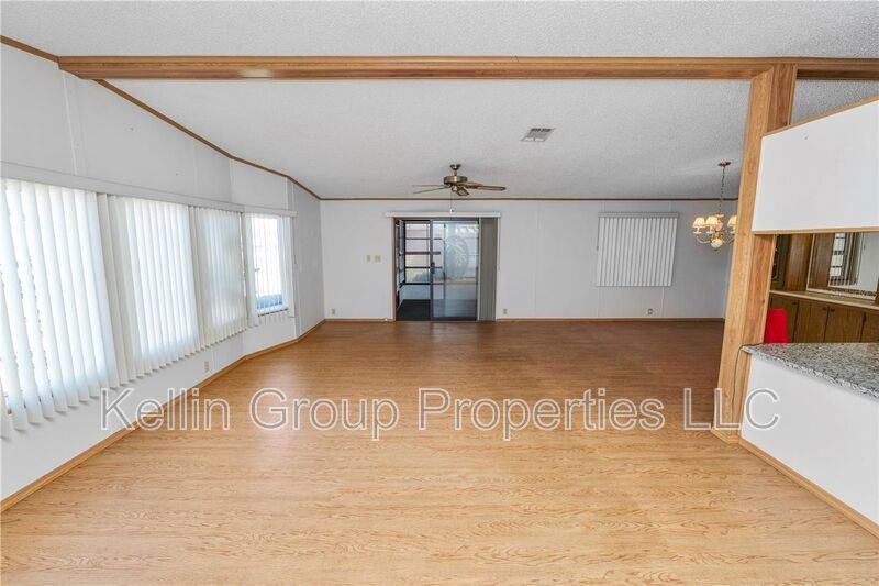 1706 Fox Hill Dr - Photo 4 of 38