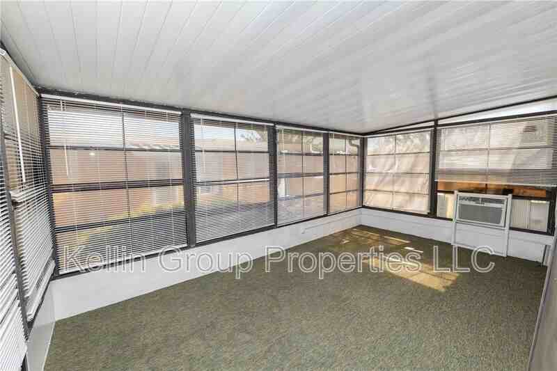 1706 Fox Hill Dr - Photo 7 of 38