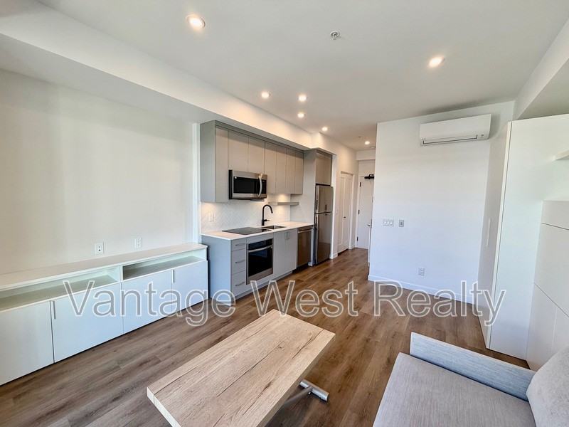 1200 Devonshire Ave - Photo 2 of 25