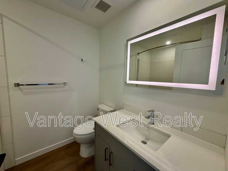1200 Devonshire Ave - Photo 3 of 25