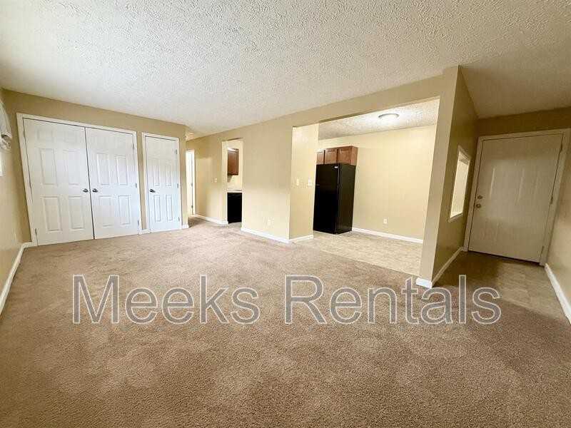 2648 Main St #6 - Photo 5 of 12