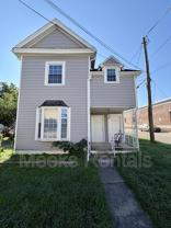 506 2nd St #B - Photo 1 of 1