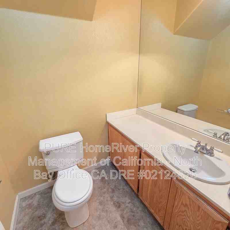1052 Addison Cir - Photo 7 of 19
