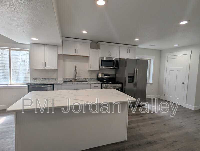 14457 S Gray Fox Dr #BS - Photo 3 of 16