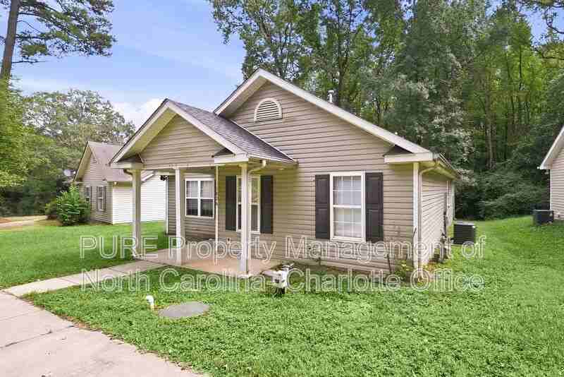 1826 Charnell Ln - Photo 3 of 24