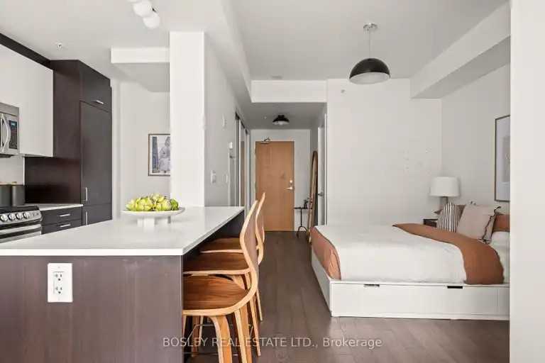36 Howard Park Ave #205 - Photo 6 of 11