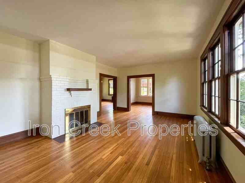117 Furman Ave - Photo 3 of 24