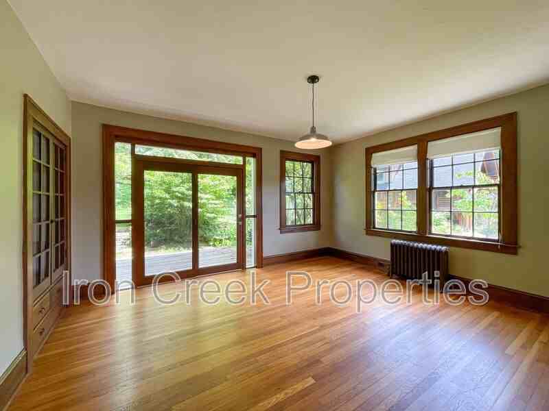 117 Furman Ave - Photo 6 of 24