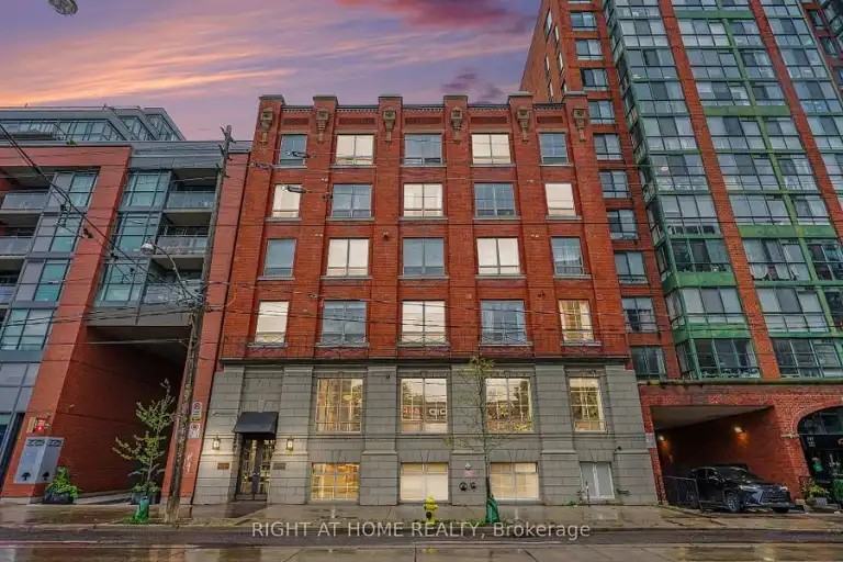 781 King St W #408 - Photo 4 of 14