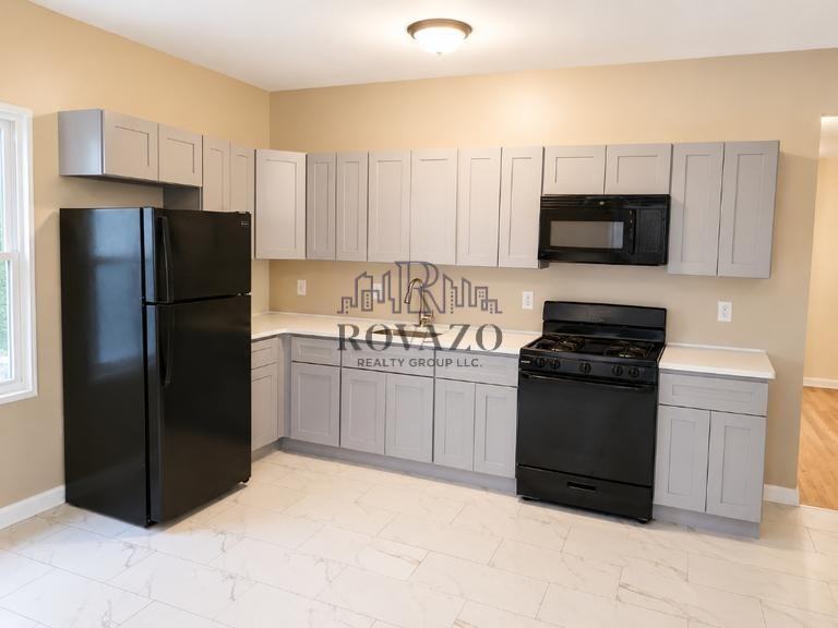 268 21st Street #3C - Photo 4 of 14