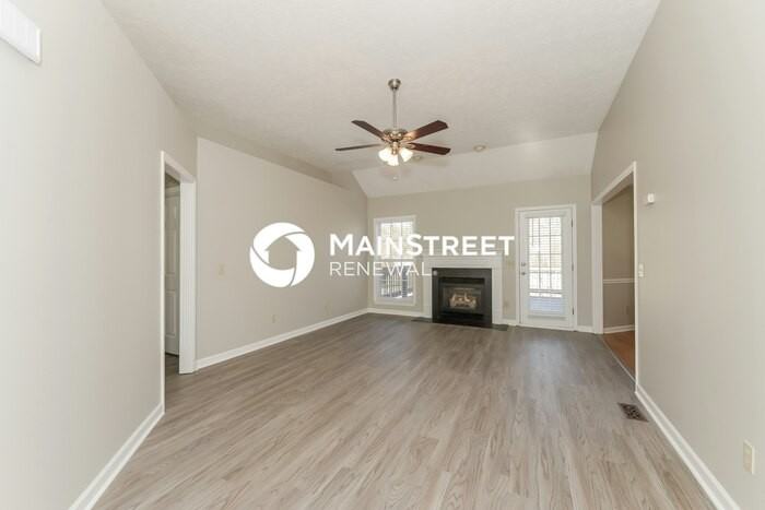 138 Waterford Way - Photo 3 of 18
