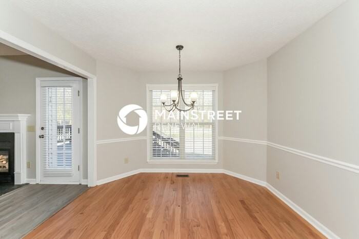 138 Waterford Way - Photo 4 of 18