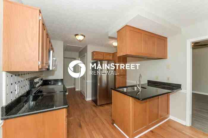 138 Waterford Way - Photo 5 of 18