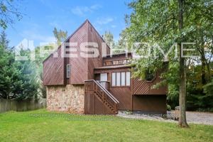 featured image of 2919 Post Oak Tritt Rd