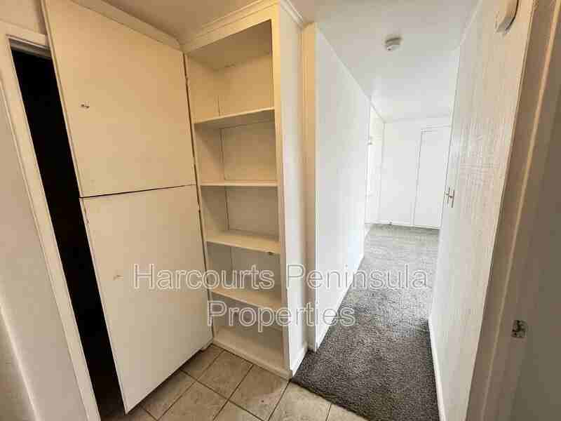 3346 Ward Ave #B - Photo 6 of 8