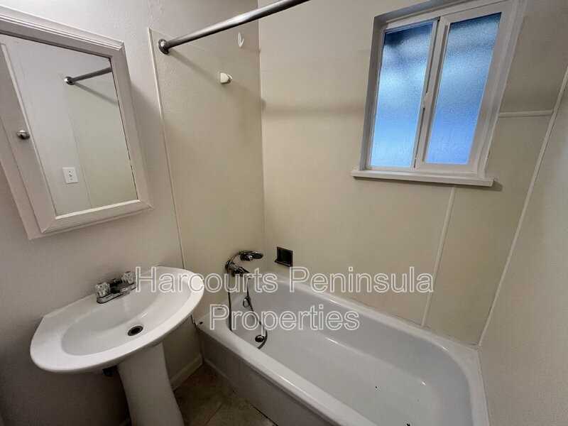 3346 Ward Ave #A - Photo 6 of 7