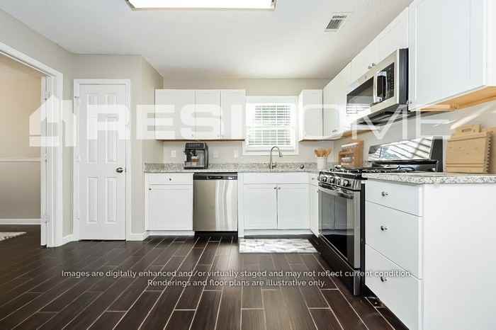 914 Iron Gate Blvd - Photo 3 of 19