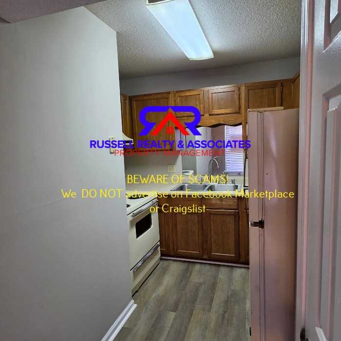 3021 Chase Ln #3021 - Photo 4 of 12