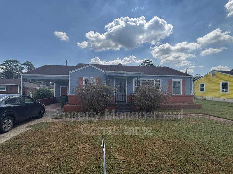 2303 Hammonds Ave Nw