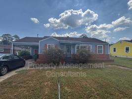 featured image of 2303 Hammonds Ave Nw