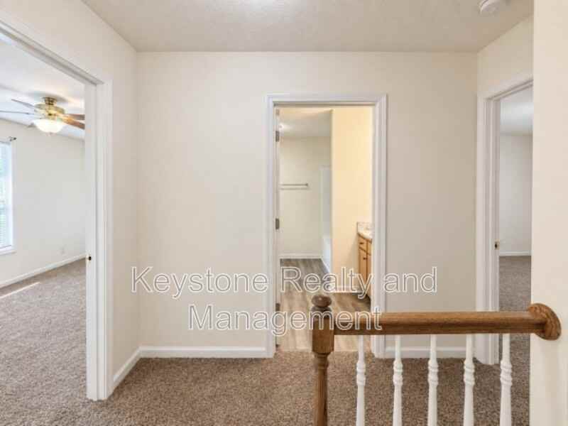 512 Peachers Ridge Rd #2B - Photo 4 of 13