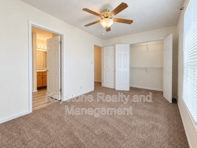 512 Peachers Ridge Rd #2B - Photo 6 of 13