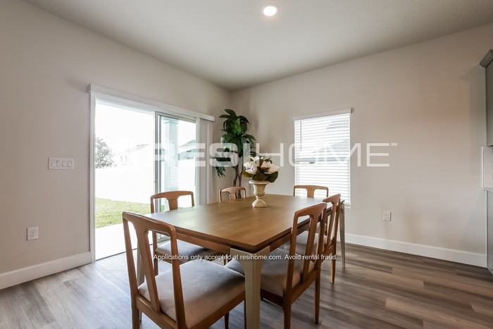 5268 Hartwood Loop - Photo 7 of 18