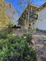 featured image of 4040 Yale Ave
