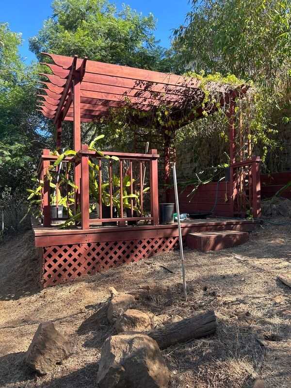 4040 Yale Ave - Photo 3 of 33