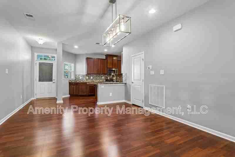 109 Bigler Dr - Photo 5 of 32