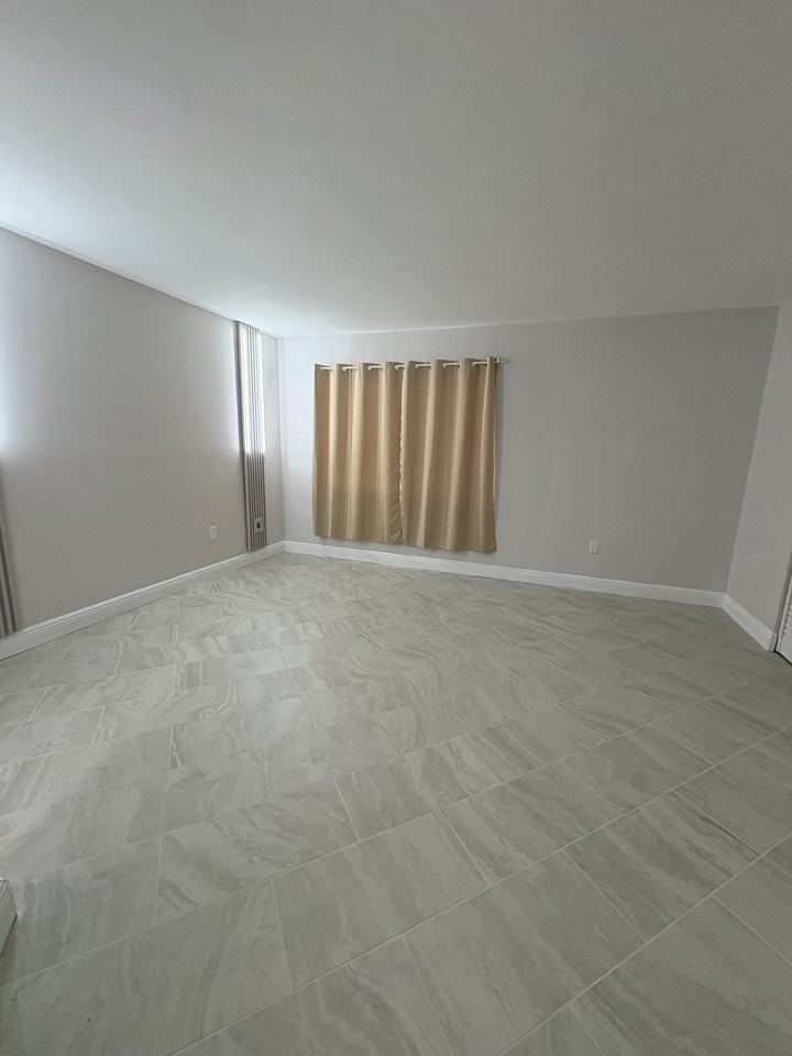 9429 Fontainebleau Blvd #101 - Photo 5 of 15