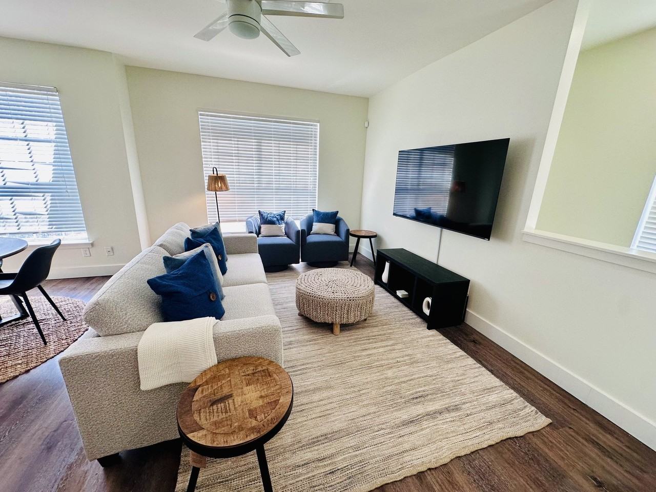 4190 Nw Meadow Creek Cir #207 - Photo 2 of 21