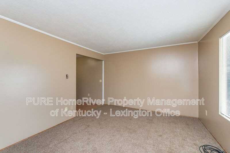 141 Centennial Dr #B - Photo 4 of 17
