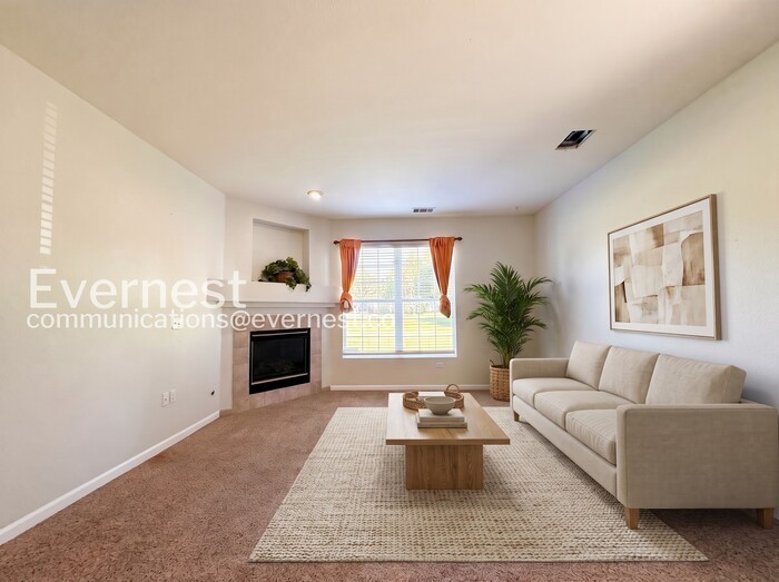 4054 S Carson St #102 - Photo 3 of 20