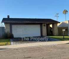 featured image of 6250 Mockingbird St