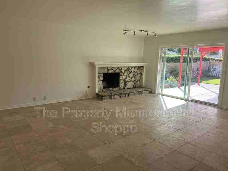 851 Montgomery Ave - Photo 2 of 6