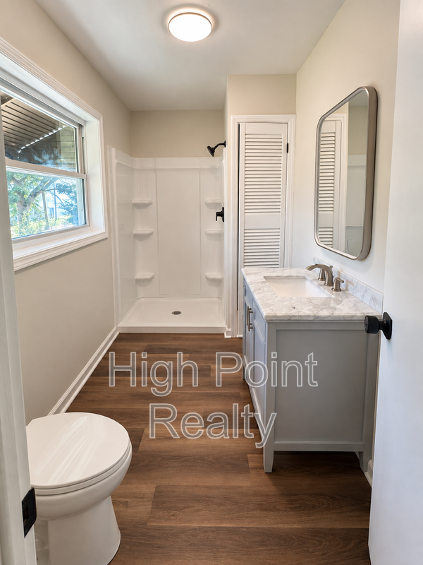 61 Rains Ave - Photo 6 of 22
