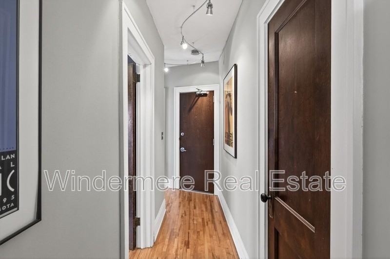 3542 Emerson Ave S #3542 - Photo 4 of 12