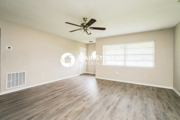 5313 Alpha Dr - Photo 5 of 14