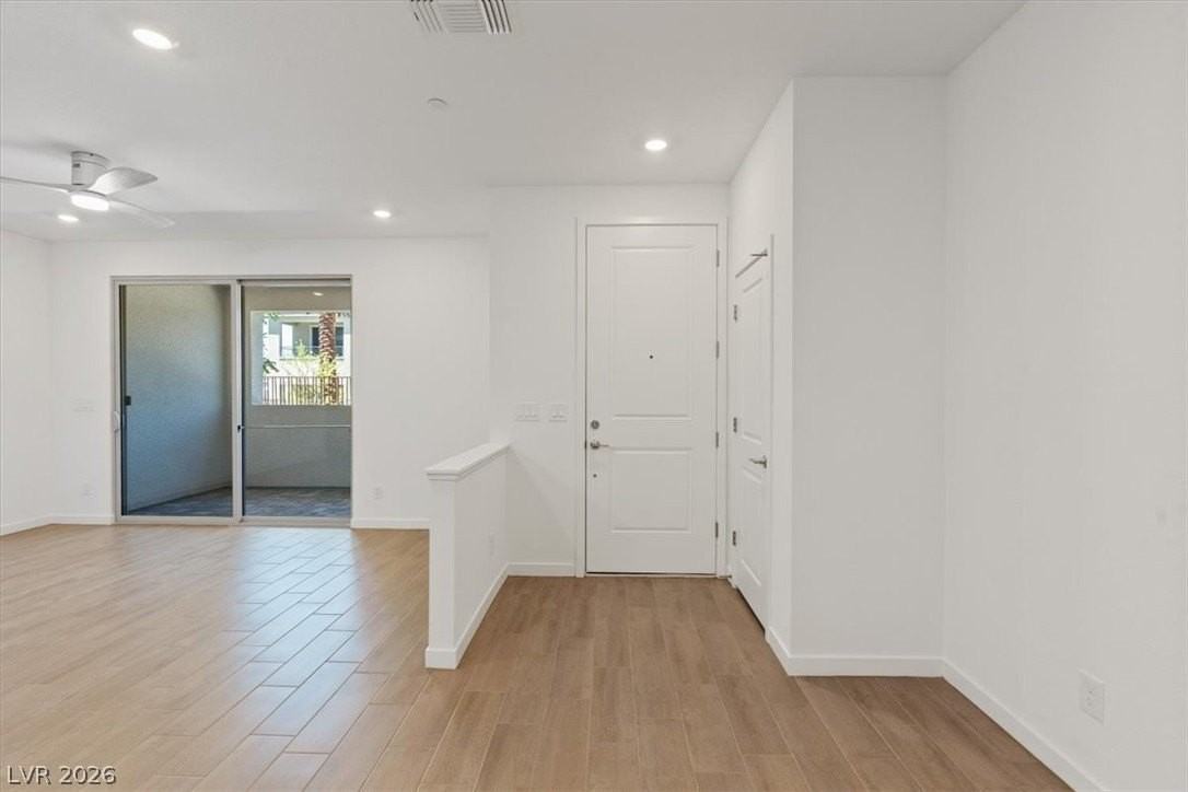 11446 Ethereal Landing Ave - Photo 7 of 29