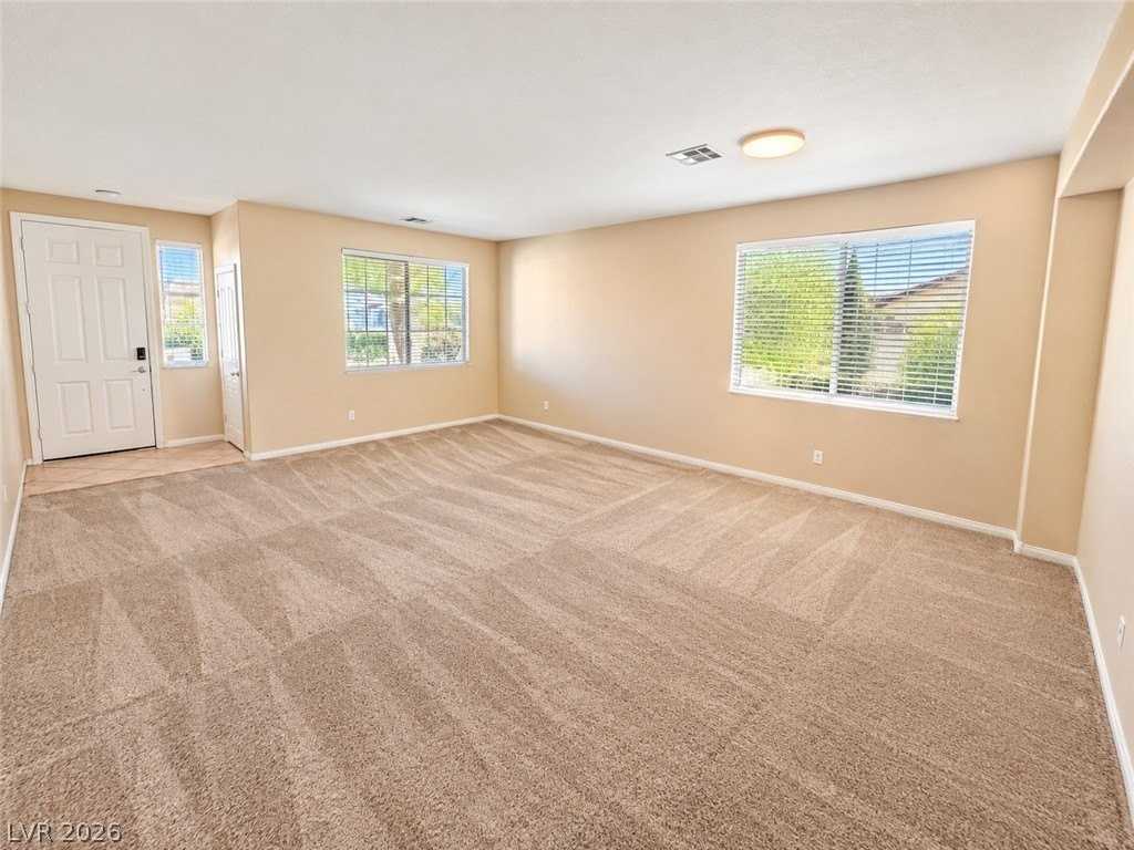 994 Courtney Valley St - Photo 6 of 40