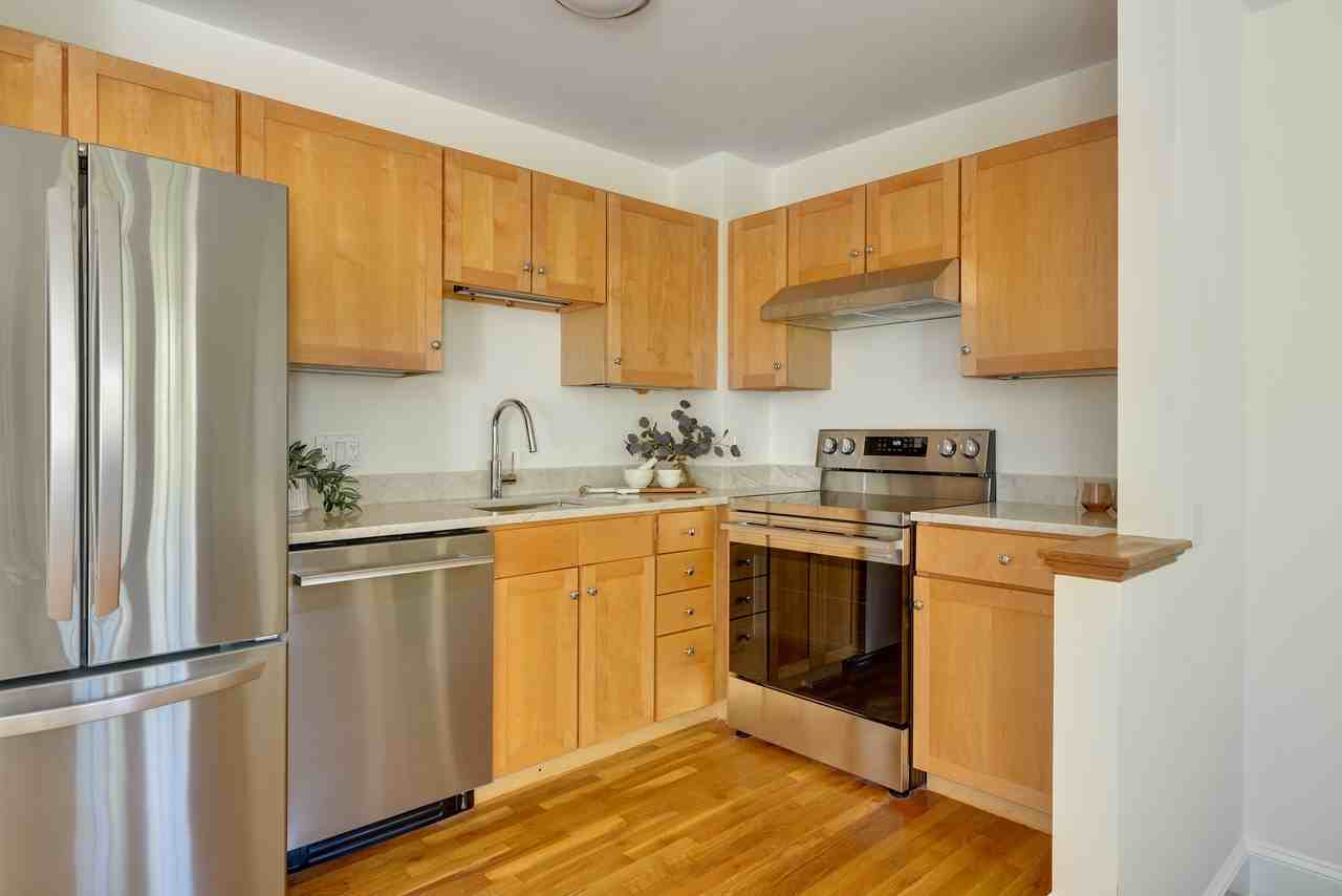 411 Norfolk St #2A - Photo 7 of 26