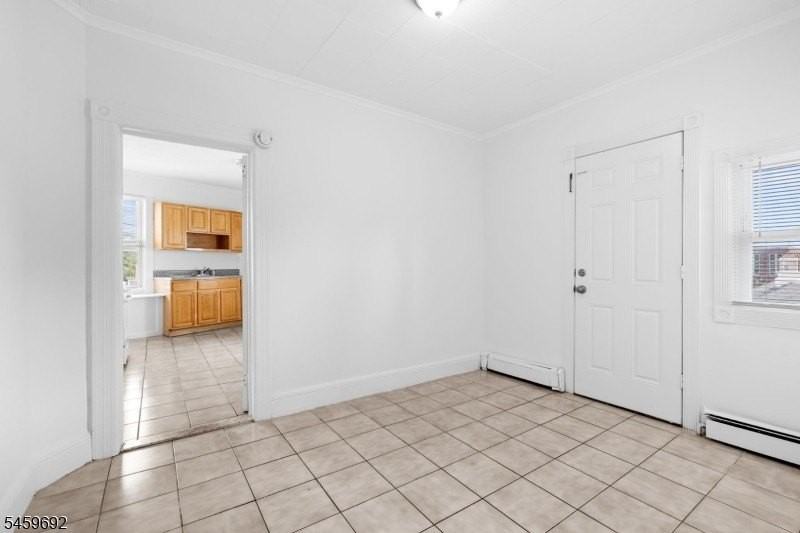 497 Crooks Ave #5 - Photo 2 of 9
