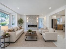 featured image of 217 Heywood Ave