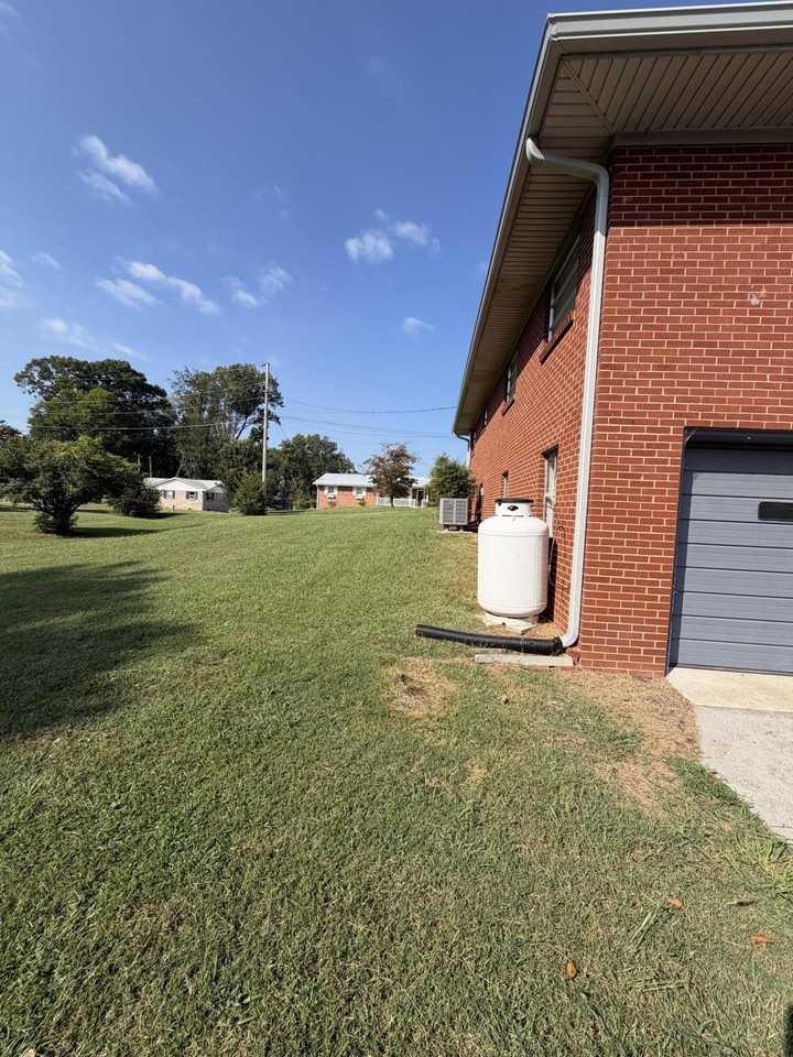 354 Belle Meade Cir - Photo 3 of 31
