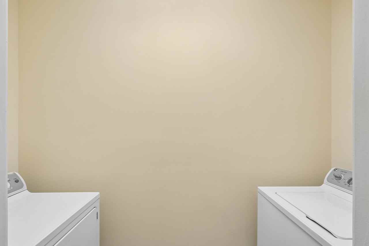 Gleneagles Apartments - Photo 5 of 21