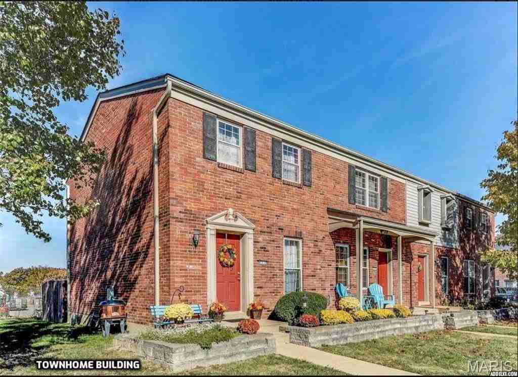 1210 Clarkson Ct #1210 - Photo 2 of 27