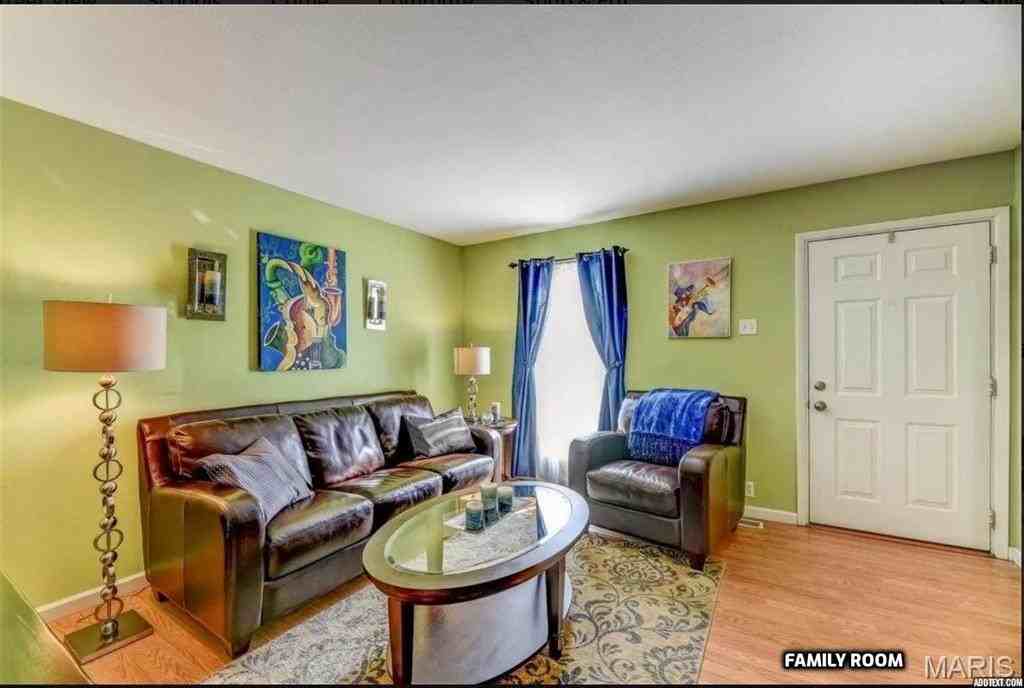 1210 Clarkson Ct #1210 - Photo 5 of 27